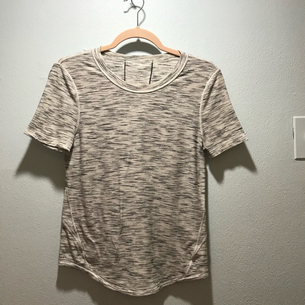 Lululemon gray striped shirt